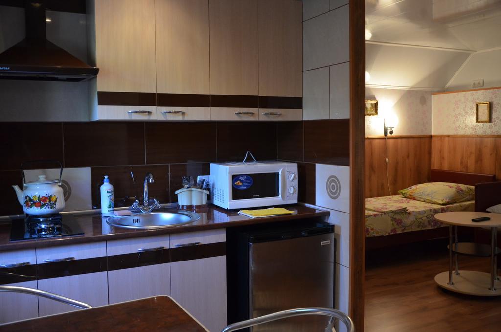 Cottages On Gdantsevskaya Street Kryvy Rih Chambre photo