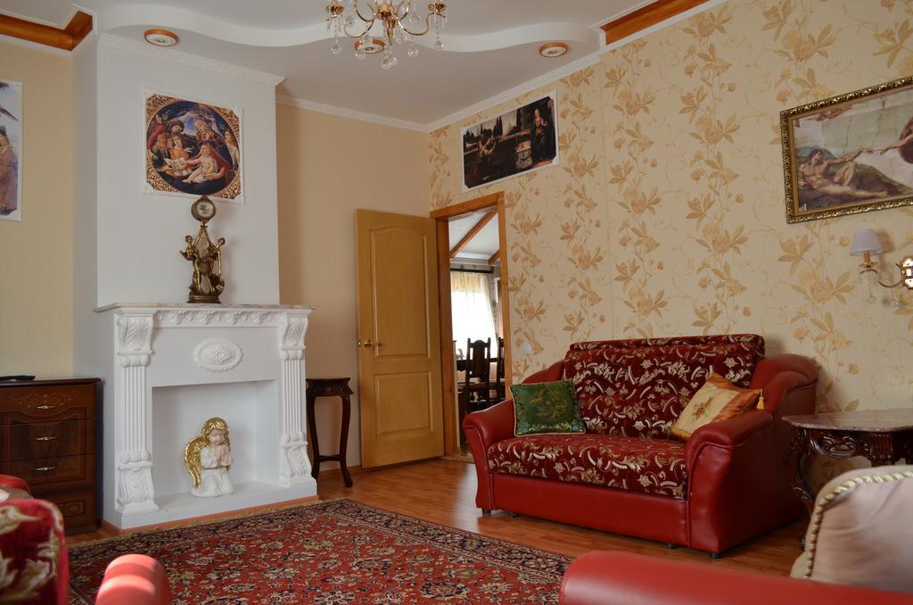 Cottages On Gdantsevskaya Street Kryvy Rih Chambre photo