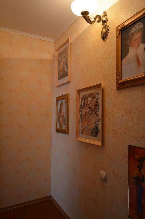 Cottages On Gdantsevskaya Street Kryvy Rih Chambre photo