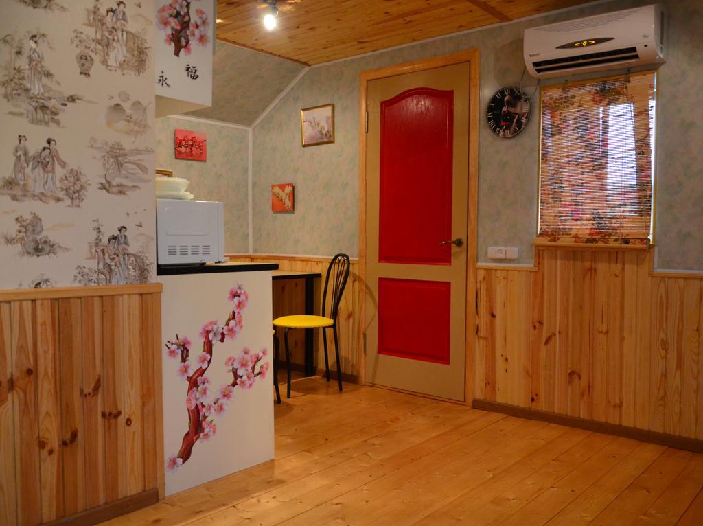 Cottages On Gdantsevskaya Street Kryvy Rih Extérieur photo